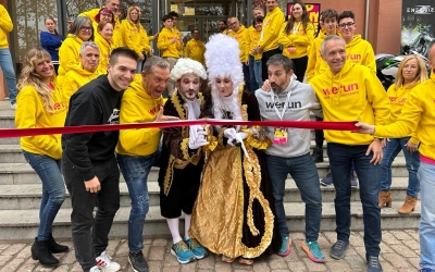 Moment en què s'ha fet el tall de cinta a la Fira del Corredor | Pau Vituri